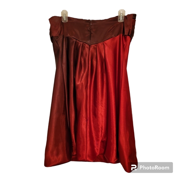 Xscape Red Ombre Strapless Bubble Dress - Size 14 - Picture 2 of 3